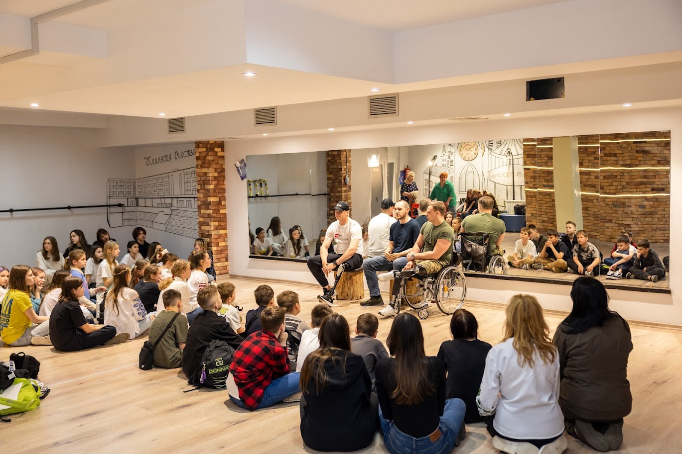 Зустріч школярів з амбасадорами Титани.UA